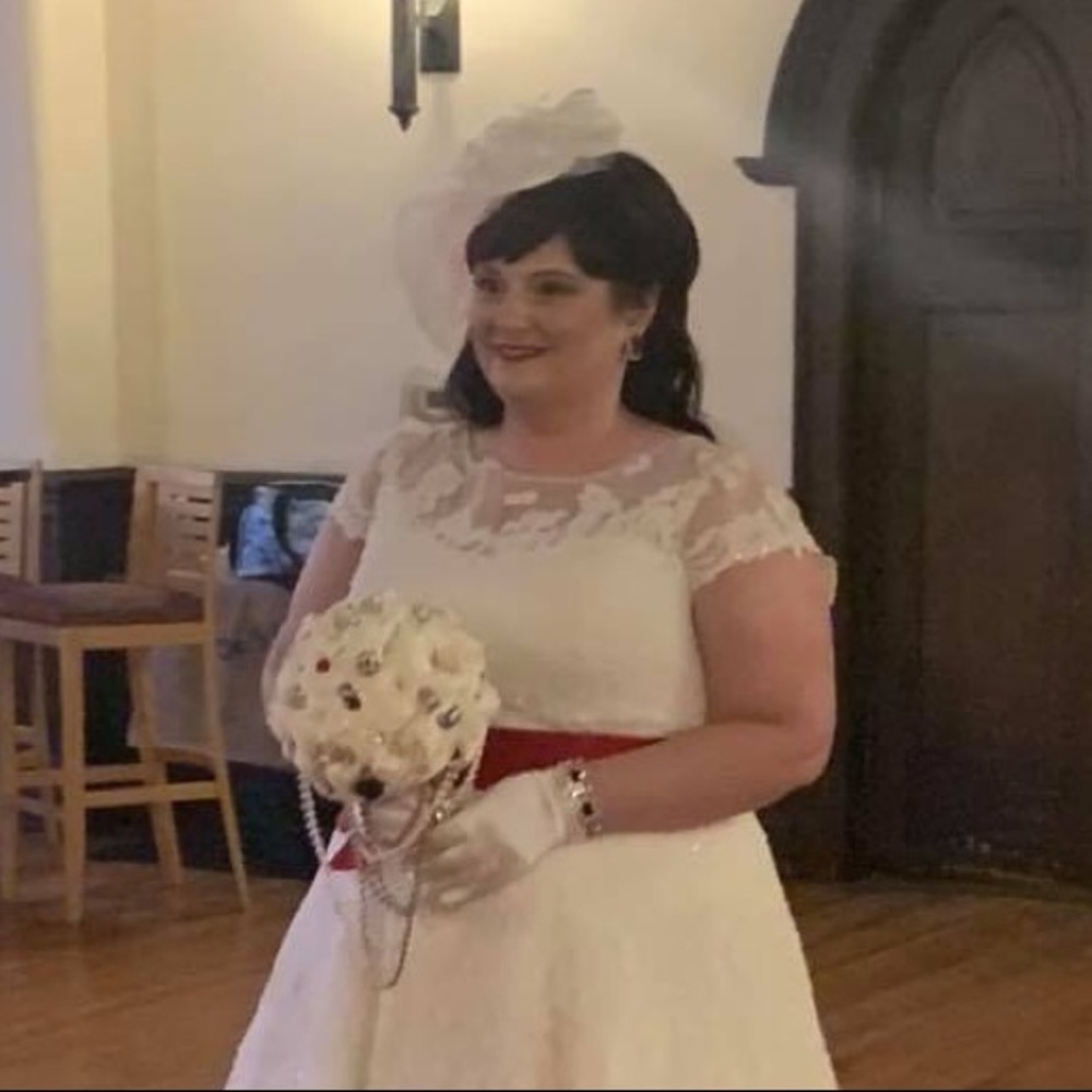 Meet your Posher, Becky